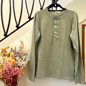 Freenote cloth co mens Henley long sleeve shirt